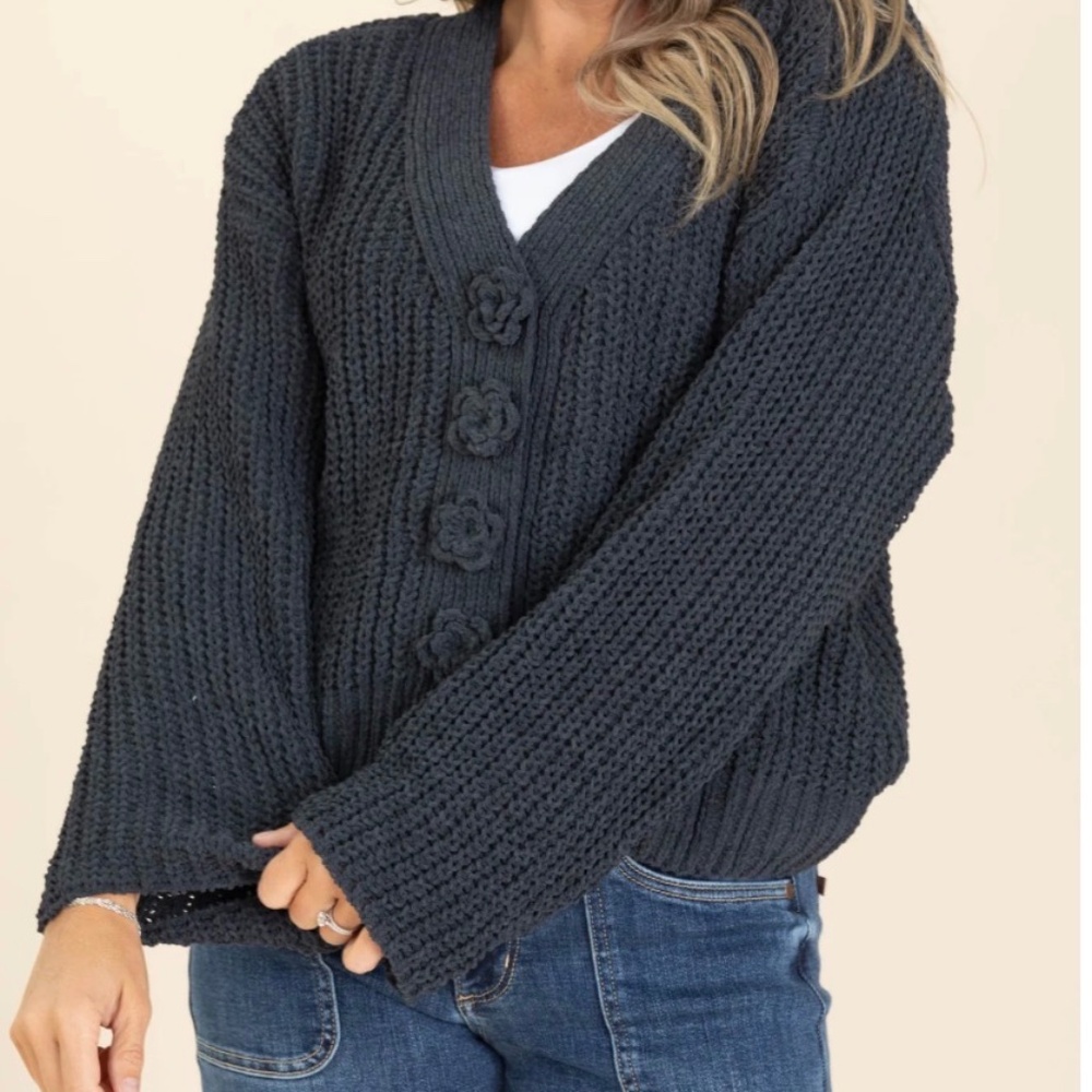 New POL Charcoal V-Neck Cardigan Oversized.